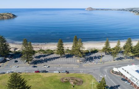 Aerial view of Victor Harbor foreshore car park