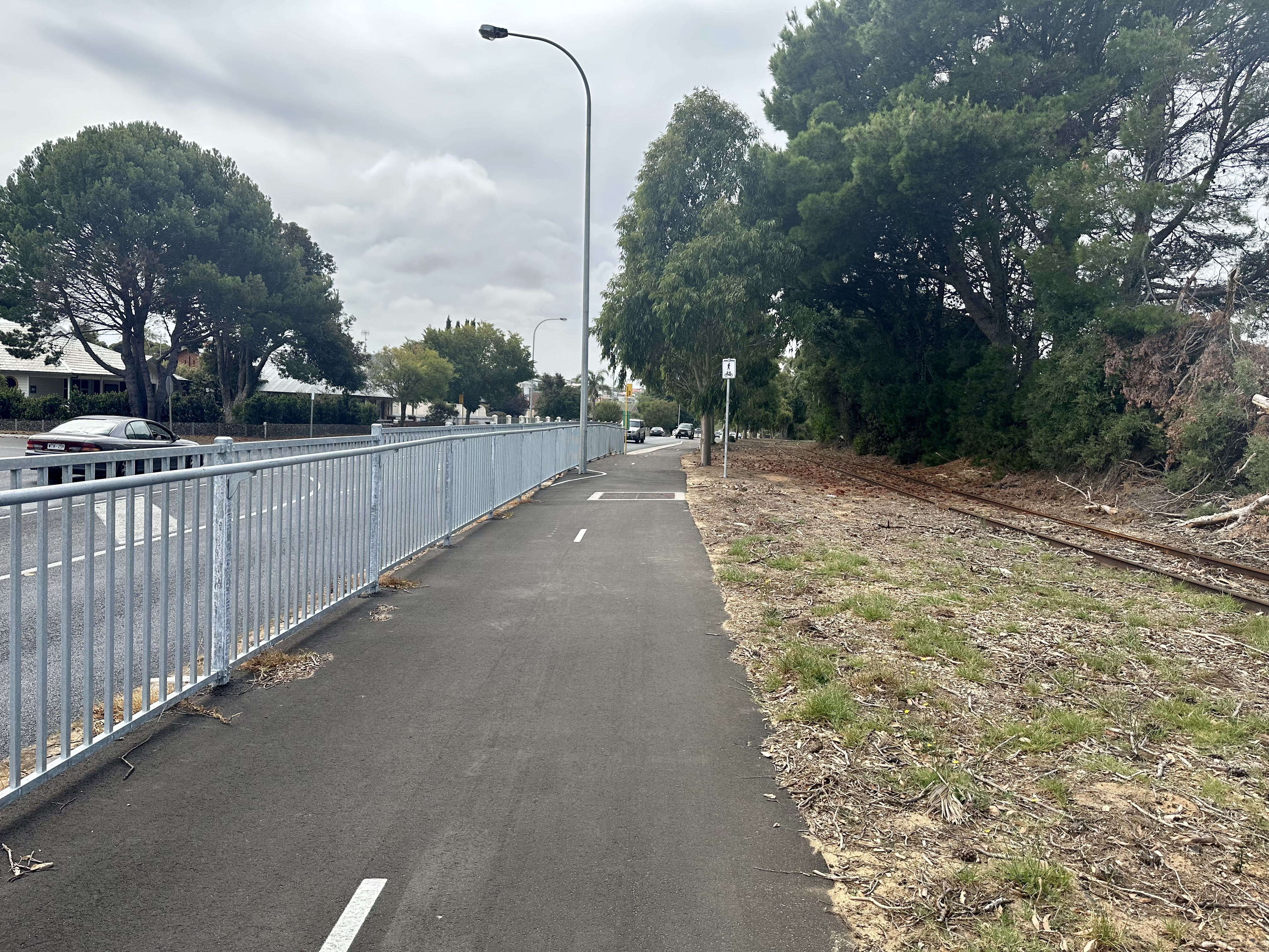 Hindmarsh Road Shared Path landscape 2