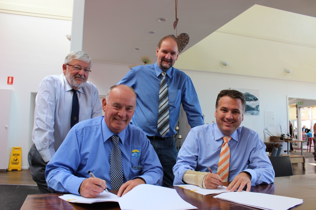 Signing the FRAC agreement