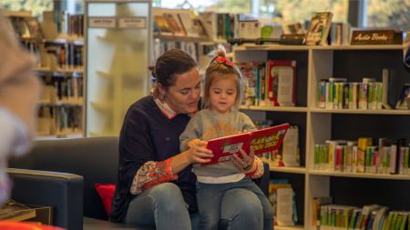 Library - Parent and child reading