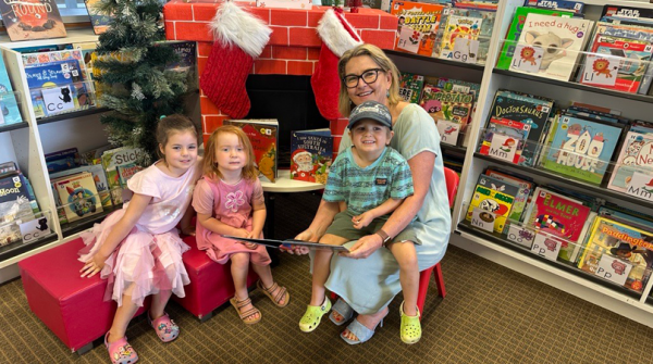 Give the Gift of Reading this Christmas | Victor Harbor City Council